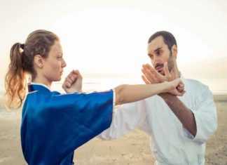 Clases de defensa persoal para mulleres