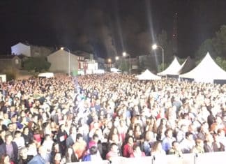 Éxito de público no concerto de Café Quijano en As Pontes