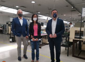 O ALCALDE DAS PONTES VISITA ARTEIXO TELECOM COA PRESIDENTA DE ADIF