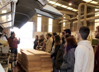 AS PONTES FOMENTA A MOTIVACIÓN EMPRENDEDORA NOS CENTROS ESCOLARES DE SECUNDARIA A TRAVÉS DO PROGRAMA “MOTÍVATE”