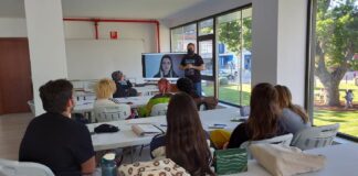 AS PONTES CONVOCA UN CONCURSO DE CURTAMETRAXE PARA A MOCIDADE