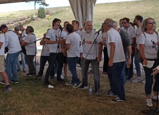 O PRIMEIRO SPRINGSTEEN DAY AS PONTES CONGREGA A MÁIS DE 1000 PERSOAS ANTE A PRAIA DO LAGO