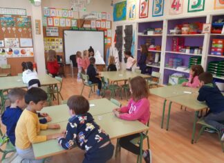 O PROGRAMA SOCIEDUCATIVO “ESPAZO EN FAMILIA” CHEGA AOS CENTROS EDUCATIVOS
