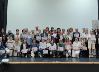 AS PONTES CLAUSURA A 5ª EDICIÓN DO PROGRAMA DE FORMACIÓN UNIVERSITARIA PARA MAIORES DE 50 ANOS DA UNIVERSIDADE SÉNIOR DA UDC