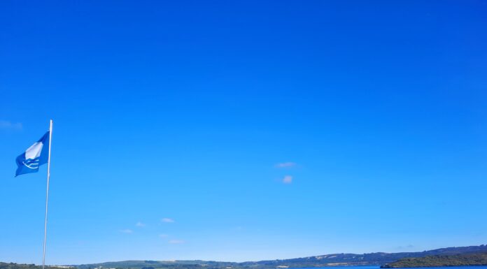 O LAGO DAS PONTES LUCIRÁ A BANDEIRA AZUL