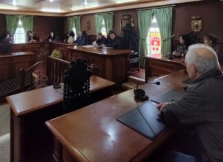 O CONCELLO DAS PONTES PRESENTA O PLAN DE TRANSPORTE PÚBLICO MUNICIPAL ÁS ASOCIACIÓNS VECIÑAIS DA VILA