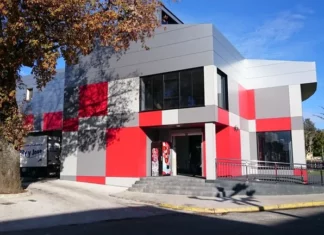 O CONCELLO DAS PONTES OFRECE CURSOS FORMATIVOS AOS PRACEIROS DO MERCADO MUNICIPAL