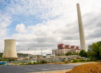 O CONCELLO, A CONSELLERÍA DE INDUSTRIA, CCOO, UGT E CIG INSTAN A ENDESA A AXILIZAR O INICIO DO DESMANTELAMENTO GARANTINDO A CONTINUIDADE DO EMPREGO AUXILIAR Central Térmica