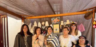 AS USUARIAS DO TALLER DE COIDADOS DO CONCELLO DAS PONTES RECADAN PRETO DE 900 EUROS PARA A ASOCIACIÓN “MIRADAS QUE HABLAN”