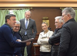 O CONCELLO DAS PONTES IMPULSA A VENDA DAS VIVENDAS DO POBOADO DAS VEIGAS TRAS A SINATURA DA SÚA RECEPCIÓN