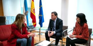 FORMOSO PRESENTA Á CONSELLEIRA DE POLÍTICA SOCIAL O NOVO MODELO DE RESIDENCIAS PARA MAIORES DA DEPUTACIÓN DA CORUÑA