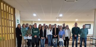 AS PONTES REAFIRMA O SEU COMPROMISO COA FORMACIÓN E O EMPREGO COA CLAUSURA DO OBRADOIRO DÚAL EUME IV