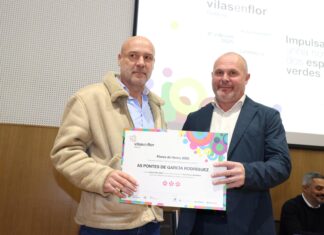 AS PONTES RECIBE TRES FLORES NA GALA ANUAL DE VILAS EN FLOR