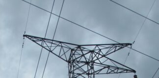 O CONCELLO DAS PONTES EXIXE A UNIÓN FENOSA DISTRIBUCIÓN A RESTITUCIÓN INMEDIATA DO SUBMINISTRO ELÉCTRICO E HABILITARÁ UN PORTELO DE ATENCIÓN ÁS PERSOAS AFECTADAS