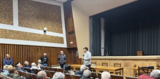 COMEZA EN AS PONTES A NOVA CAMPAÑA DE COMPOSTAXE DOMÉSTICA CUNHA PRIMEIRA ENTREGA